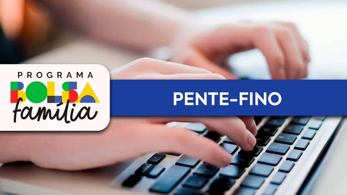 Mãos digitando num teclado, logo do Bolsa Família e escrito "Pente-fino"