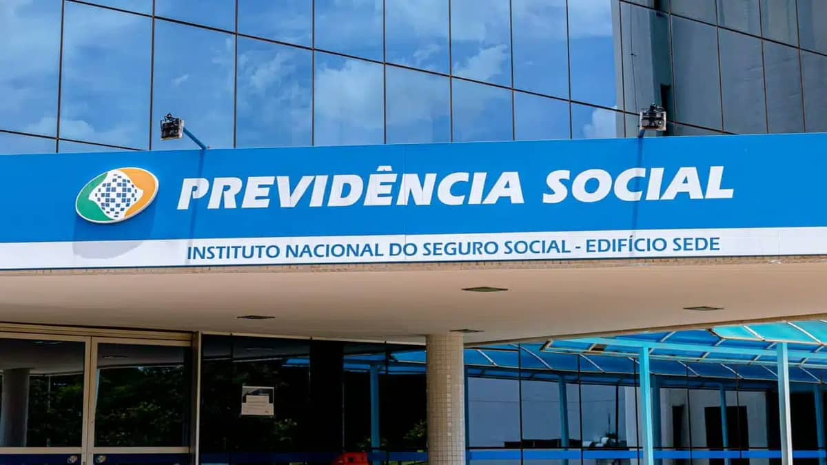 INSS 2025: Médicos fazem protesto e explicam atrasos nas perícias