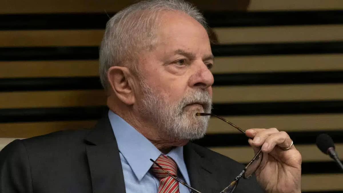 Governo Lula planeja nova lei para greves no serviço público em 2025