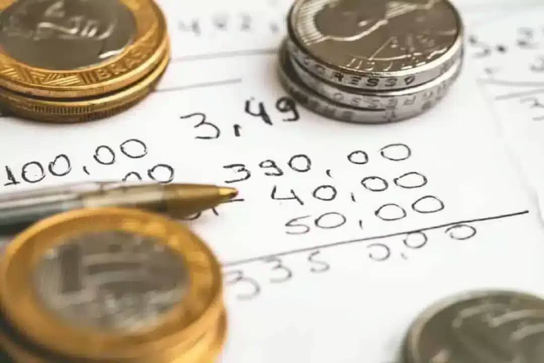 Endividamento no Brasil atinge 76,4% e preocupa especialistas/mulheres/dívidas