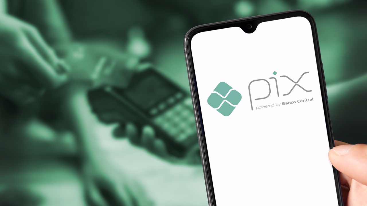 Pix: Governo revela nova estratégia para combater fake news