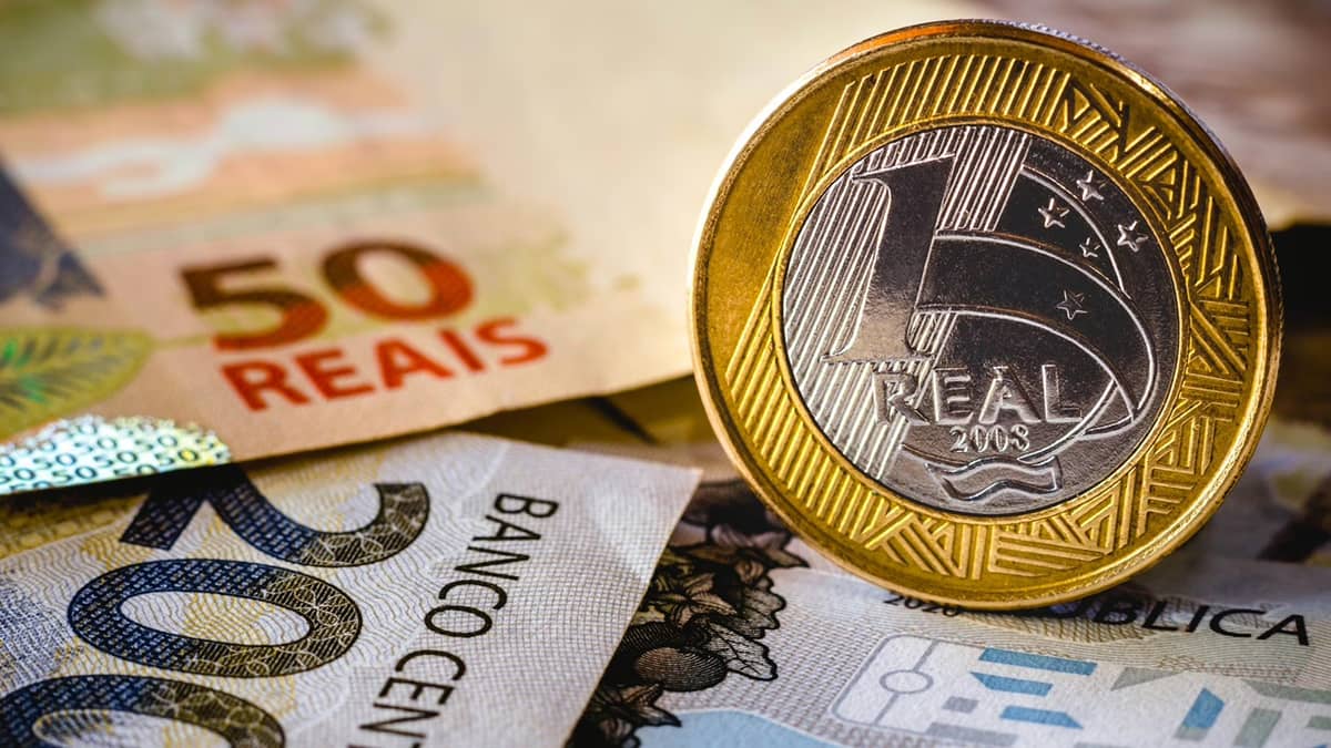 PIS 2025: veja quem recebe o abono salarial em abril